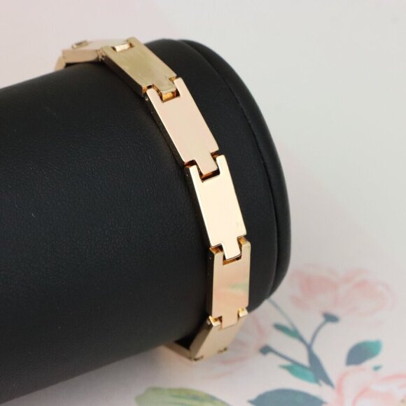 "Bold Rectangular Link Rose Gold Bracelet in Polished Finish, XPBL1143 - Picture 7 of 12